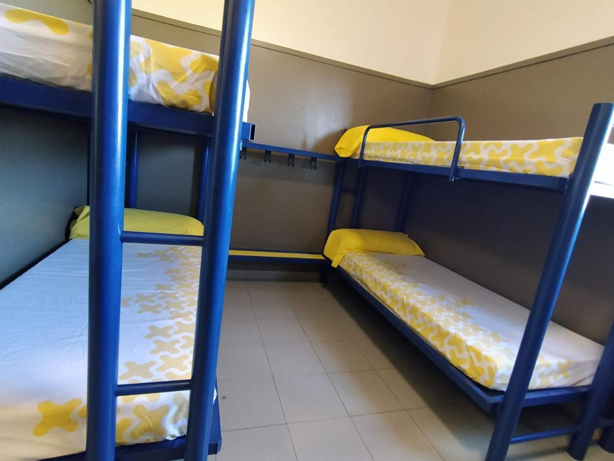L'Espluga De Francoli Xanascat Hostel Buitenkant foto