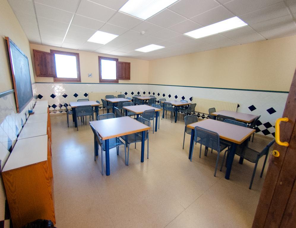 L'Espluga De Francoli Xanascat Hostel Buitenkant foto