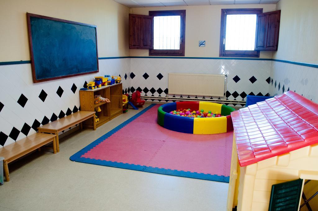 L'Espluga De Francoli Xanascat Hostel Buitenkant foto